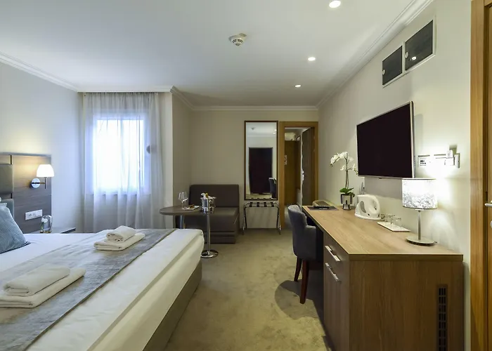Hotel Opera Garni
